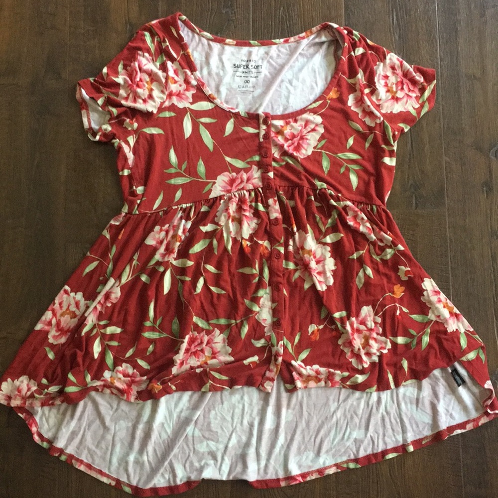 Torrid size 00 floral top